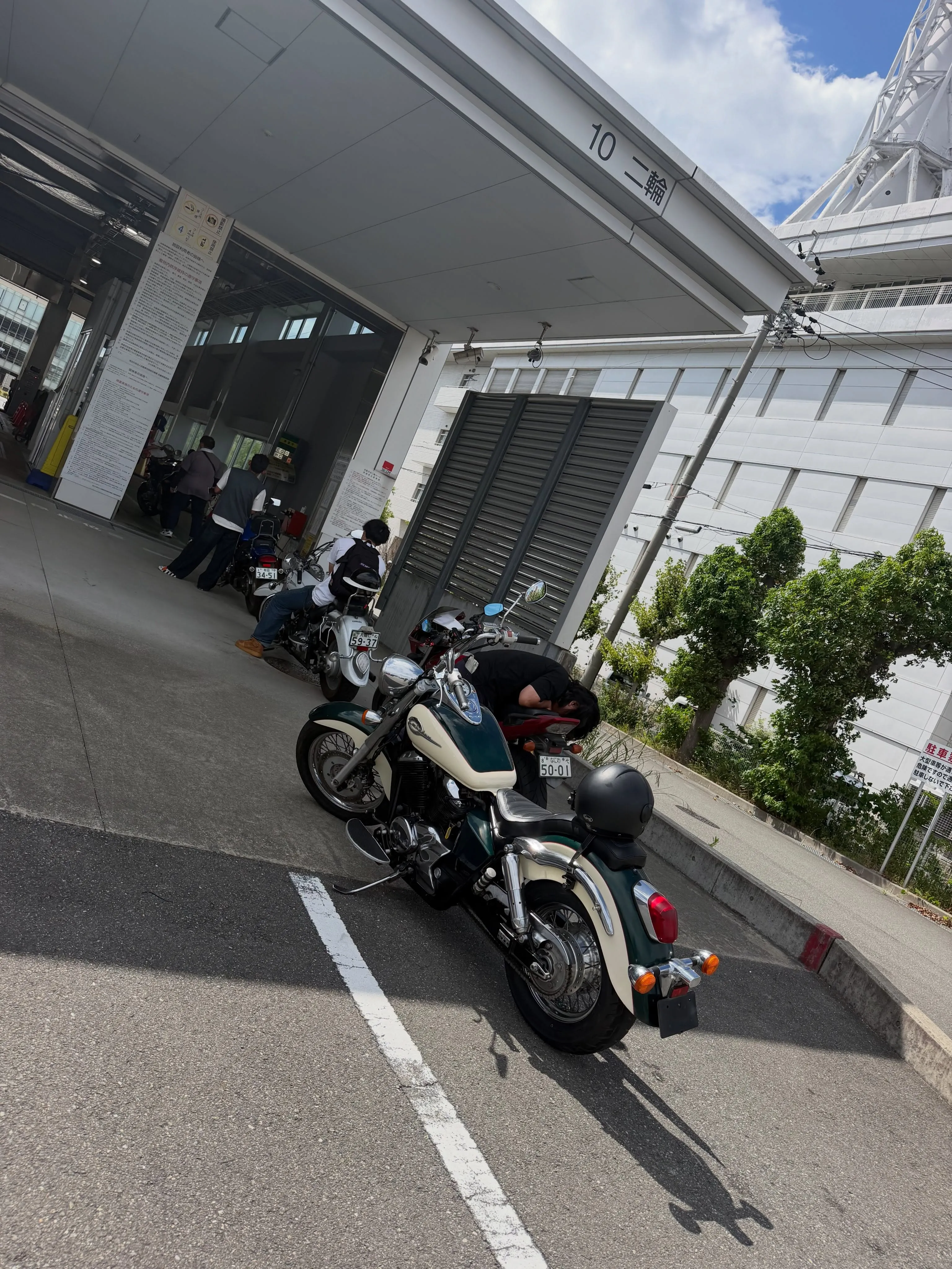 暑さが本気出してきた🌞